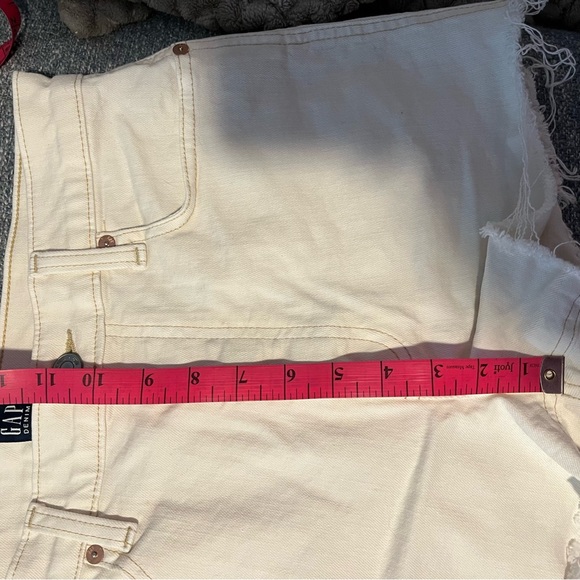 Gap Cheeky High Rise Shorts - Picture 9 of 9